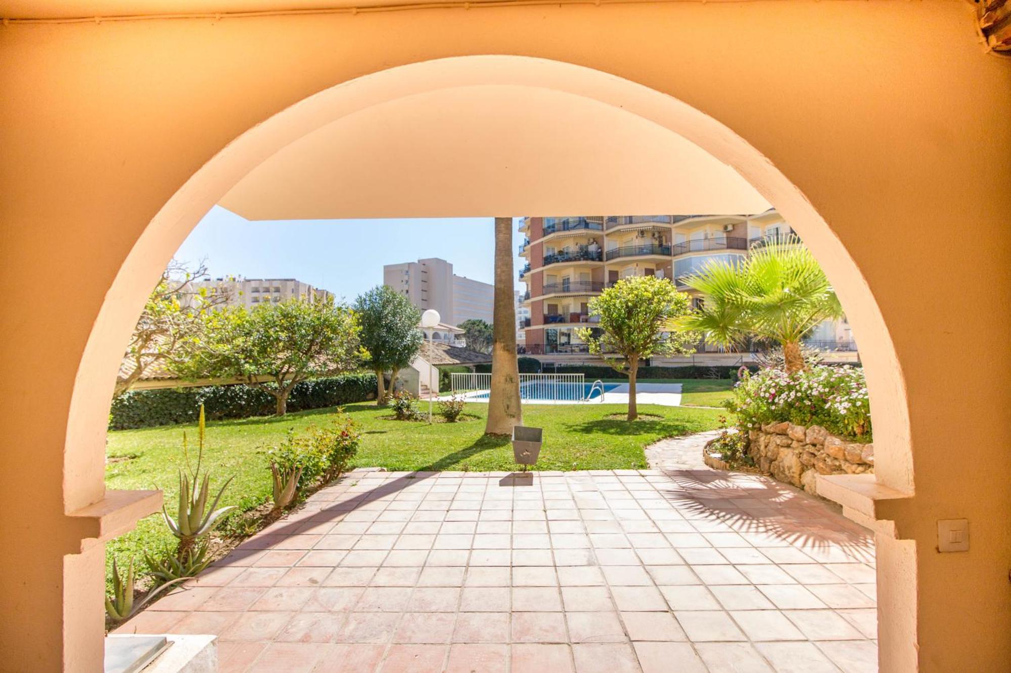 Erisa 59 By Ivi Real Estate Apartment Torremolinos Luaran gambar